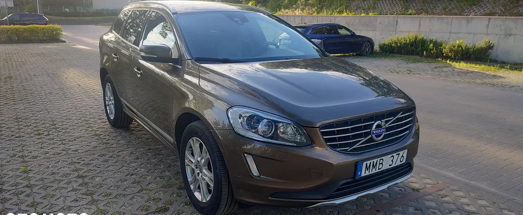 volvo xc 60 Volvo XC 60 cena 62300 przebieg: 140000, rok produkcji 2013 z Starachowice